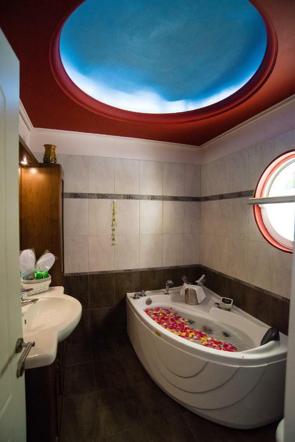 Villa Olympia Vip Dhráfi Extérieur photo