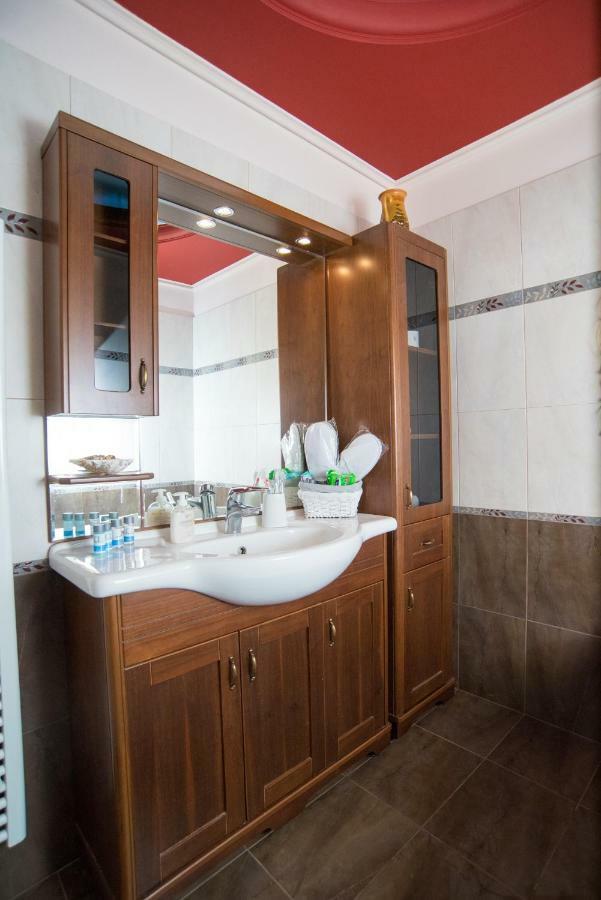 Villa Olympia Vip Dhráfi Extérieur photo